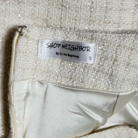 💰⬇️ Cream Skirt with Sequin Details - Picture 6 of 6